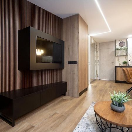 Jacuzzi Apartment Main Square クラクフ エクステリア 写真